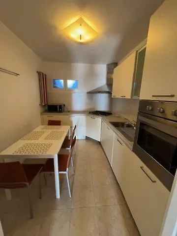 Vila Gli Ulivi Di Montalbano La Spezia 0*,  Itálie