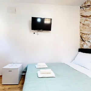 https://sobe-1-2-3-apartment-split.splithotels.org