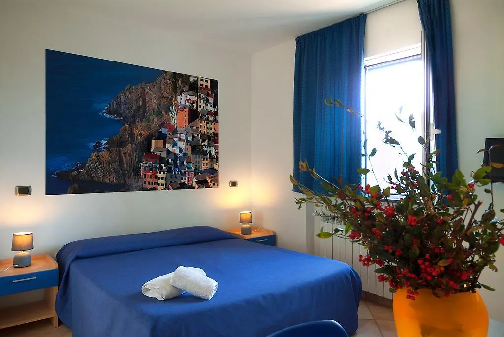 Gli Ulivi Di Montalbano Villa La Spezia