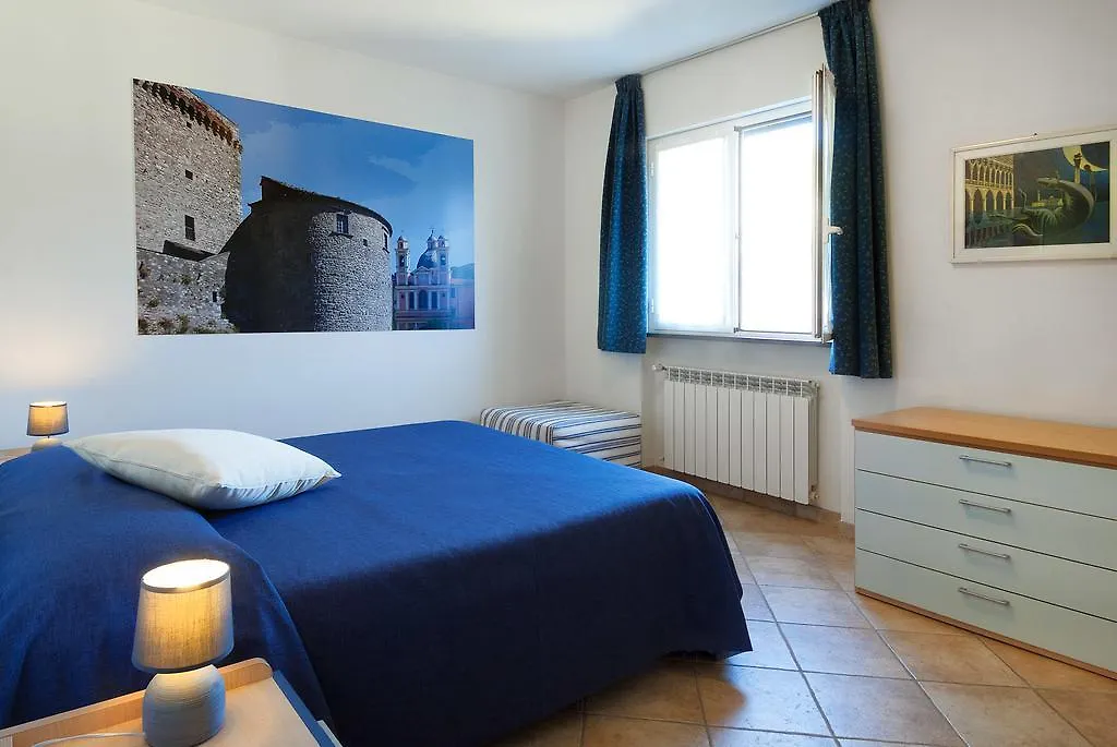 Gli Ulivi Di Montalbano Villa La Spezia 0*,