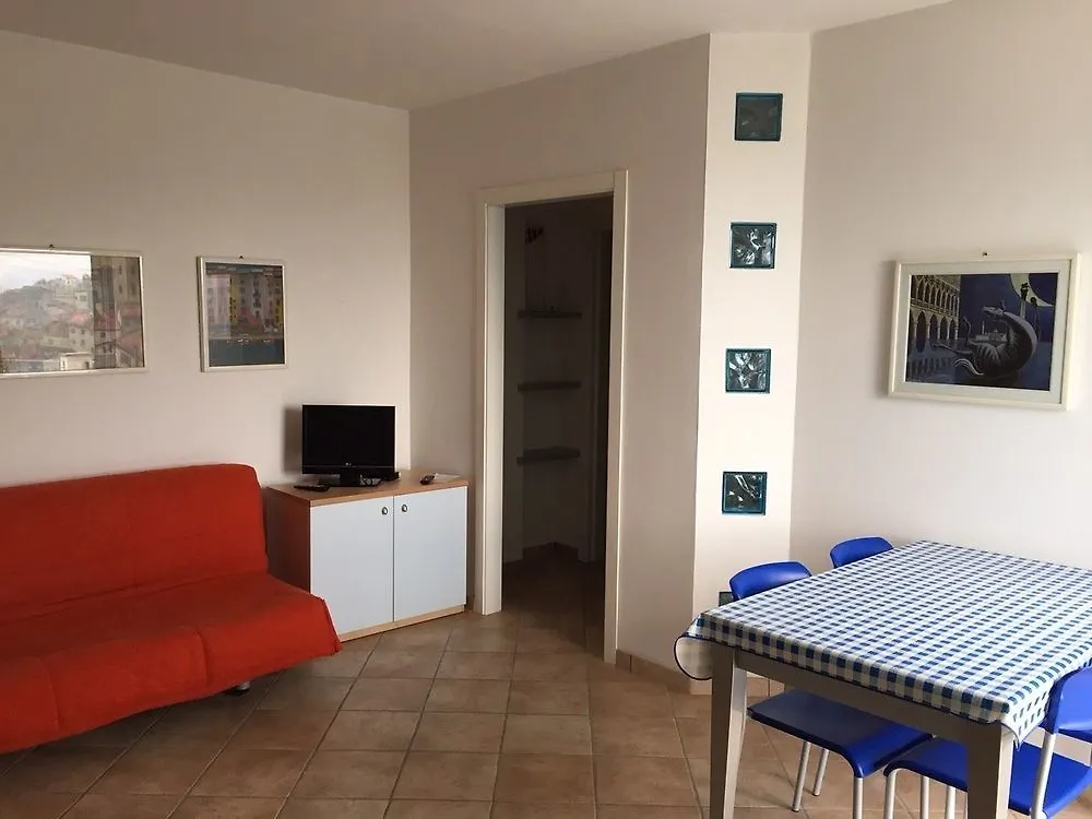 Gli Ulivi Di Montalbano Villa La Spezia 0*,